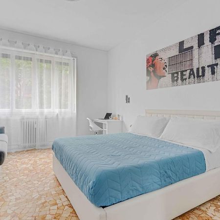 Apartment Mico Allianz Fiera, City Life, San Siro Милан Экстерьер фото