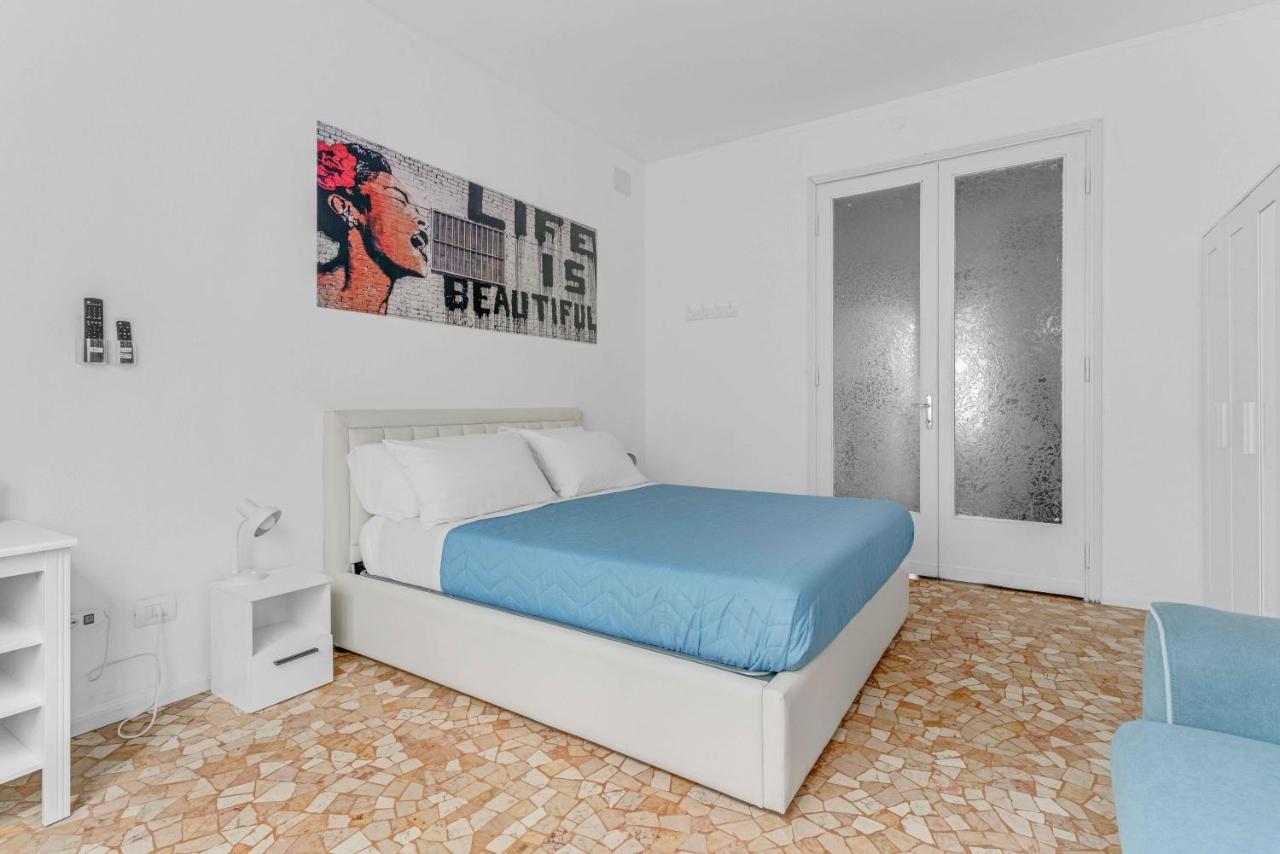 Apartment Mico Allianz Fiera, City Life, San Siro Милан Экстерьер фото